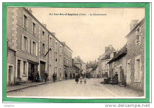 LES AIX D'ANGILLON -- La Gendarmerie - Les Aix-d'Angillon