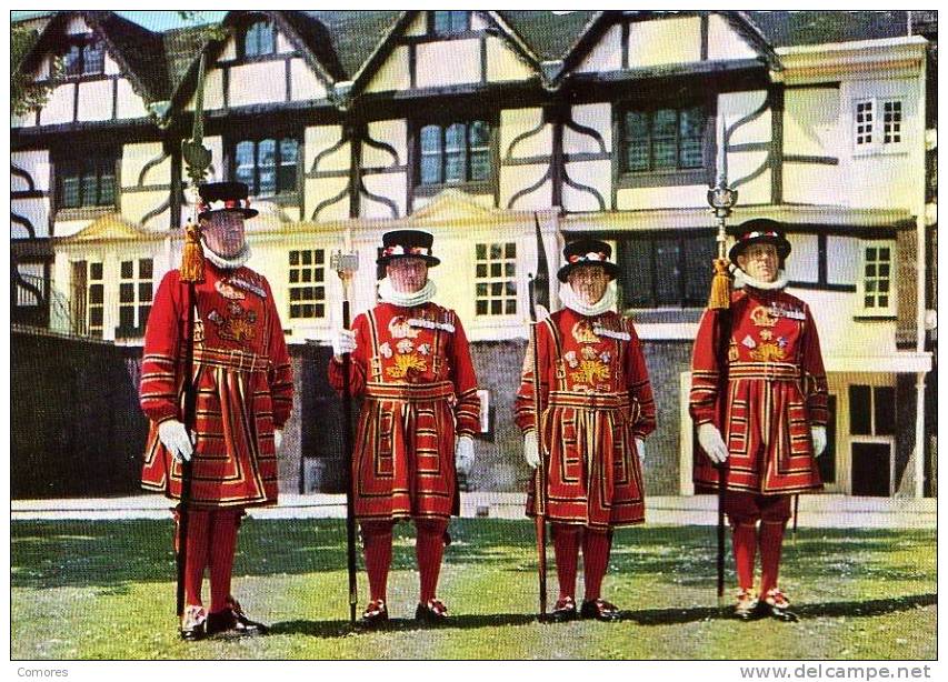 LONDRES - Tower Of LONDON - Yeomen Warders In Ceremonial Dress - Tower Of London