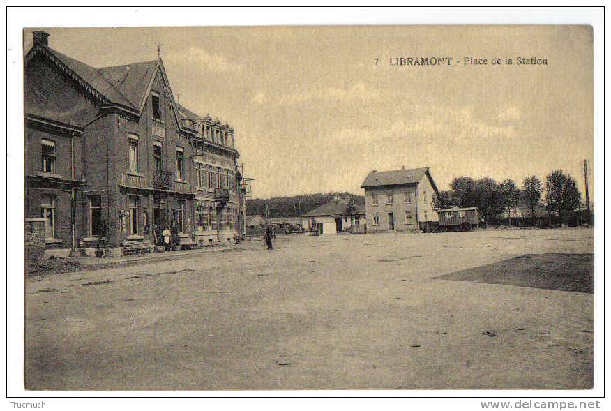 C3261 - LIBRAMONT - Place De La Station - Libramont-Chevigny