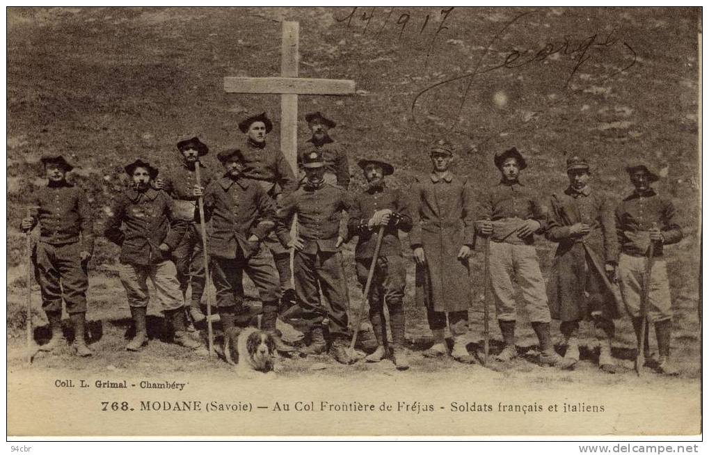 CPA (73)  MODANE  Au Col Frontiere De Frejus Soldats Francais Et Italiens - Modane