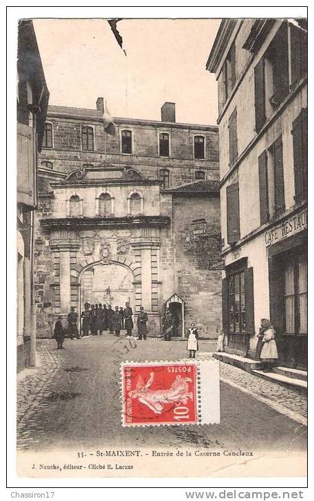 79 - SAINT- MAIXENT - Entrée De La  Caserne Canclaux  - Animée - Café Restaurant à Droite - Saint Maixent L'Ecole