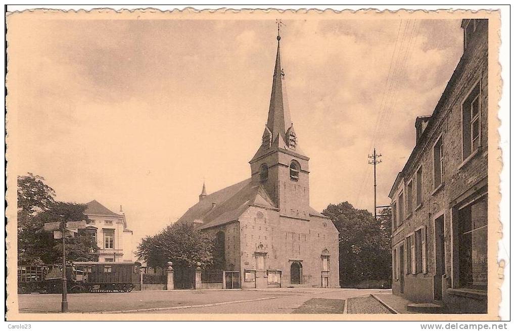 FELUY  :  L´ EGLISE  (avec Ancienne Roulotte ) - Seneffe