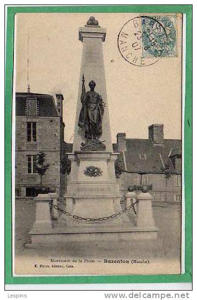 BARENTON --  Monument De La Place - Barenton