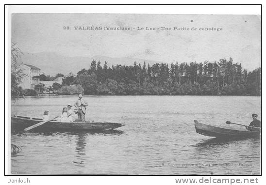 84 /FL/ VALREAS, Le Lac, Une Partie De Canotage, ANIMEE, N° 38 Ed Moulin - Valreas