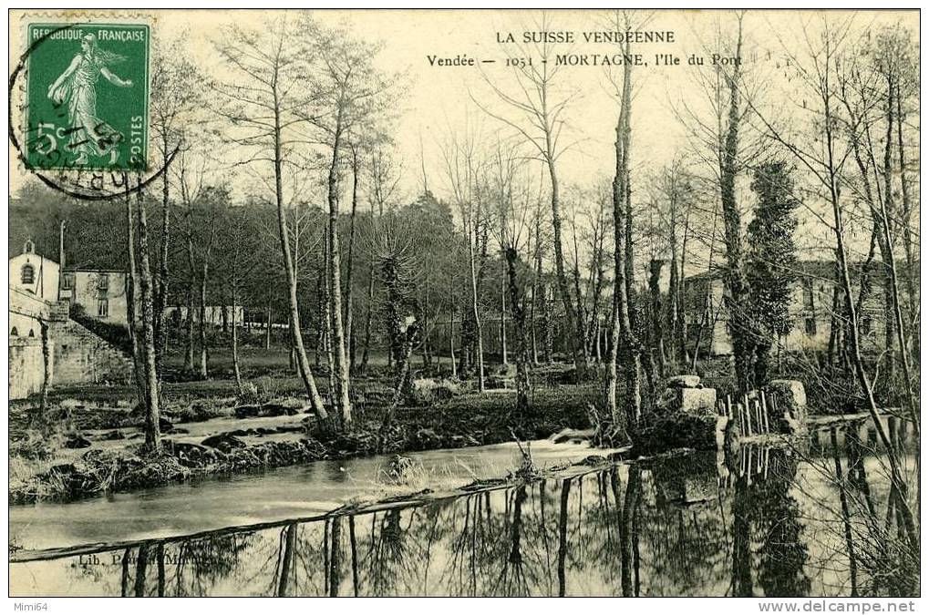 85 . MORTAGNE . L´ILE DU PONT . ( LA SUISSE VENDEENNE  ) - Mortagne Sur Sevre