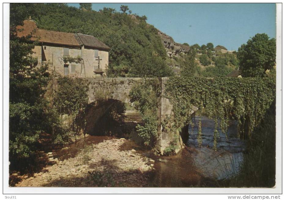 BOUZOULS LE PONT ET LE DOUDOU - Bozouls