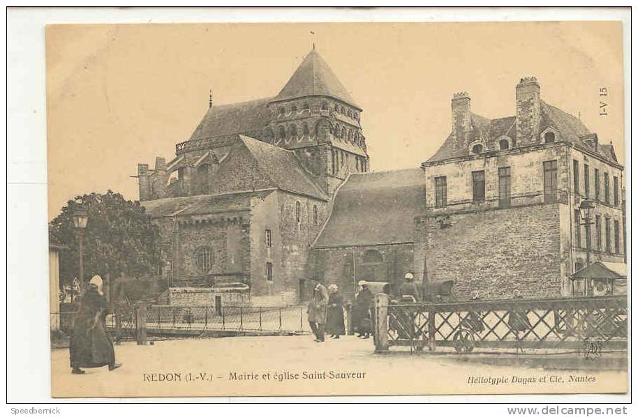 8848 Redon . Mairie Et Eglise Saint Sauveur . IV 15 Dugas Et Cie Nantes - Redon