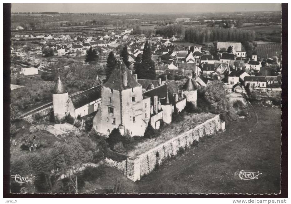 18..LA CHAPELLE D'ANGILLON..VUE D'AVION...CPSM.....ECRITE..‹(•¿•)› - Les Aix-d'Angillon