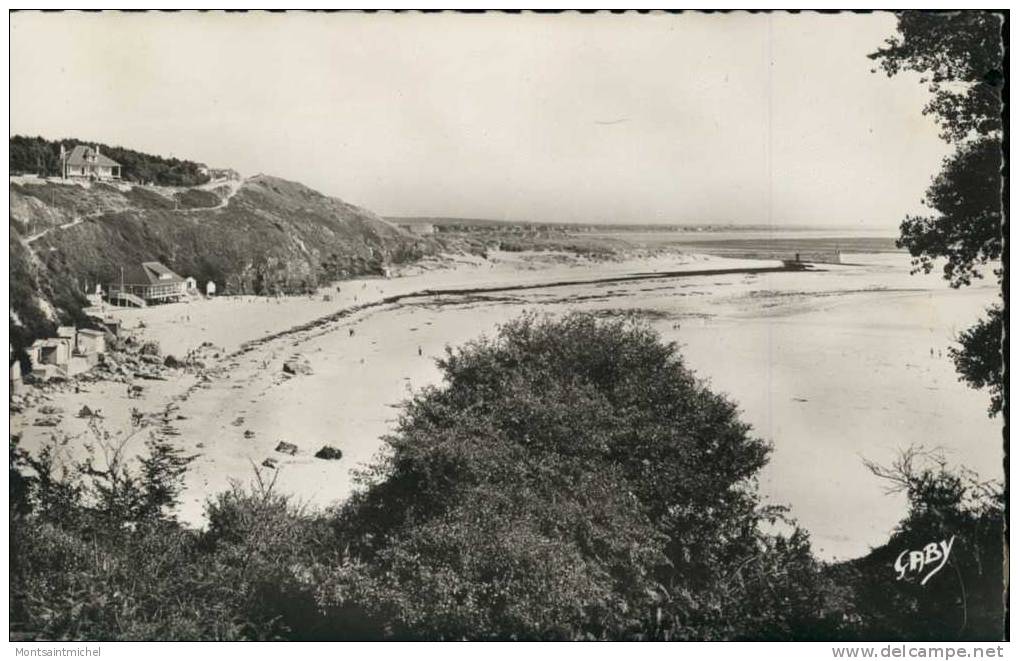 Carteret Manche 50. La Plage Et La Potinière. Au Fond, Barneville. - Carteret