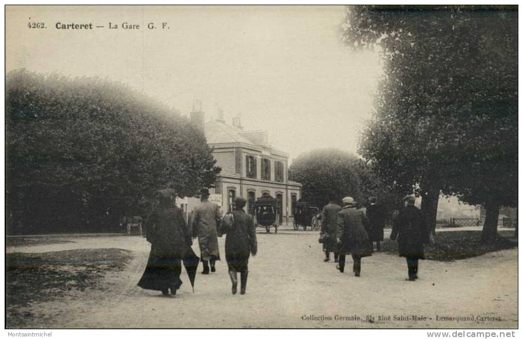 Carteret Manche 50. La Gare, Taxi équestre ´Hôtel De La Mer´. Pub. Maréchal. Trés Animée. Neuve - Carteret