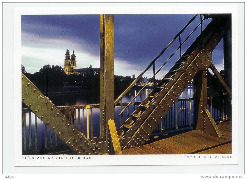 Magdeburg : Blick Zum Dom Von Der Brucke - Magdeburg