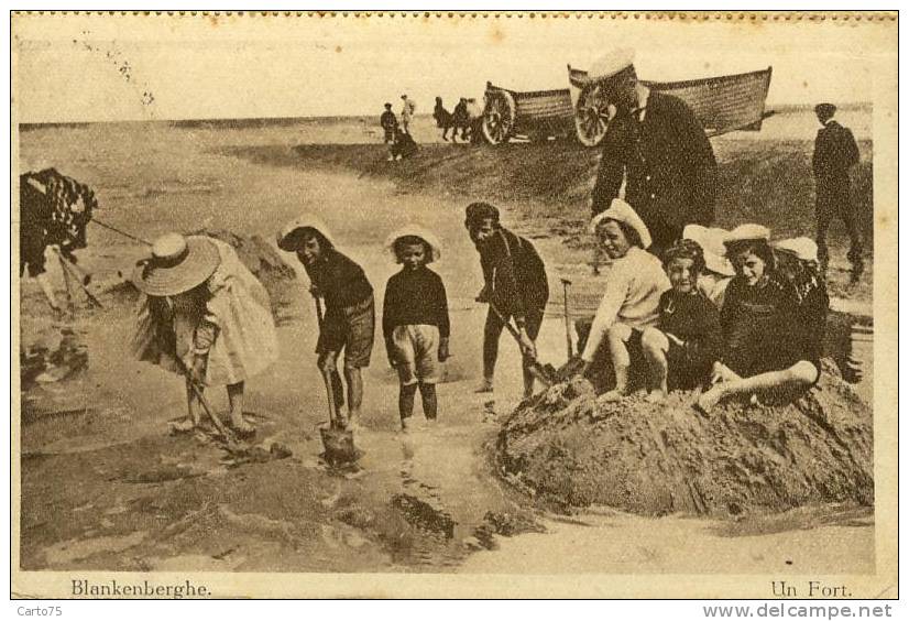 BELGIQUE - BLANKENBERGHE - Plage - Un Fort - Sable - Blankenberge