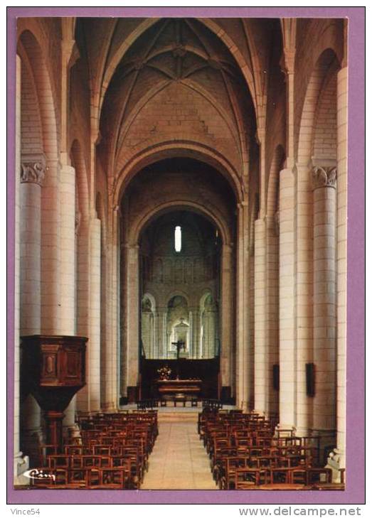 SAINT JOUIN DE MARNES -  Eglise Abbatiale XIème Et XIIème Siècles - Nef Centrale Et Choeur - Saint Jouin De Marnes