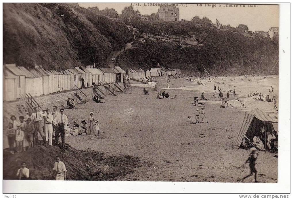 22 ETABLES La Plage à L'heure Du Bain - Etables-sur-Mer