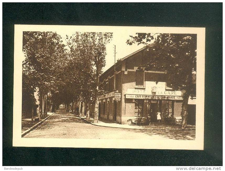 Montluel (AIN 01) - Avenue De La Gare ( Animée Café Hôtel Restaurant De La Gare Ed. DALMAS Tabacs N°478 - Montluel