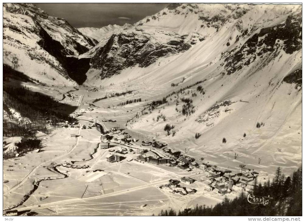 CPSMGF (73) VAL D ISERE  Vue Generale Et Le Lac De Tignes - Val D'Isere