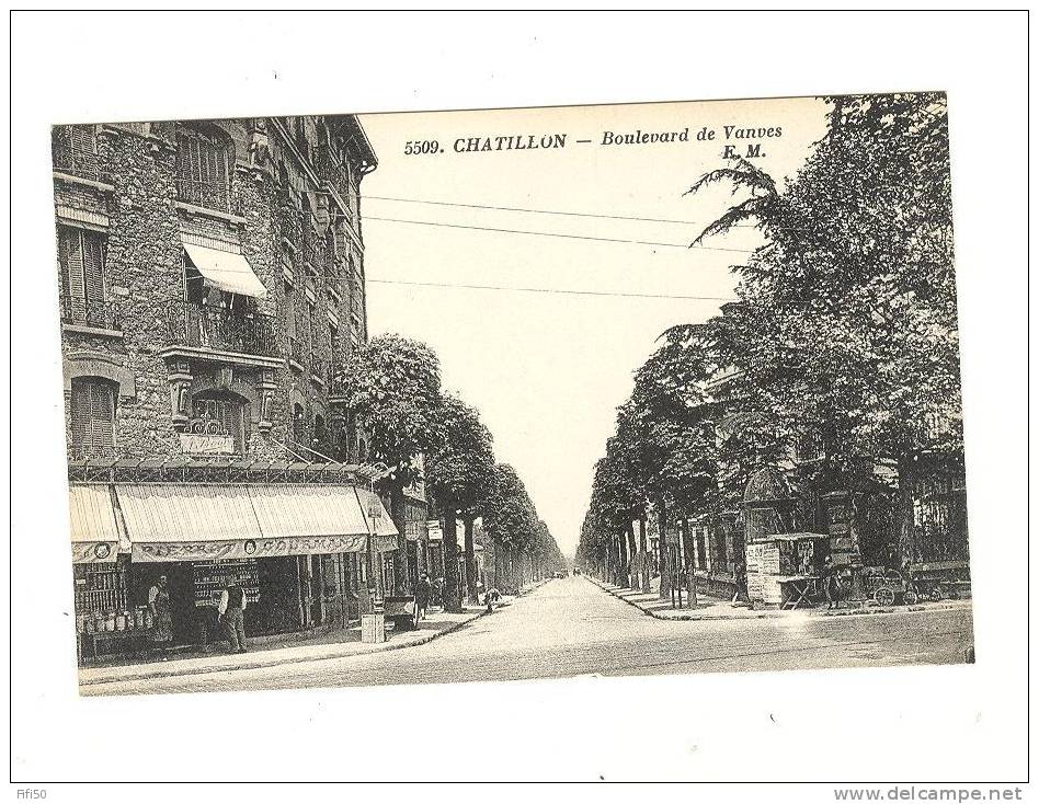 CHATILLON 92 Boulevard De Vanves Epicerie Bou(c?) Publicité Pierrot Gourmand,  Marchande Ambulante - Châtillon