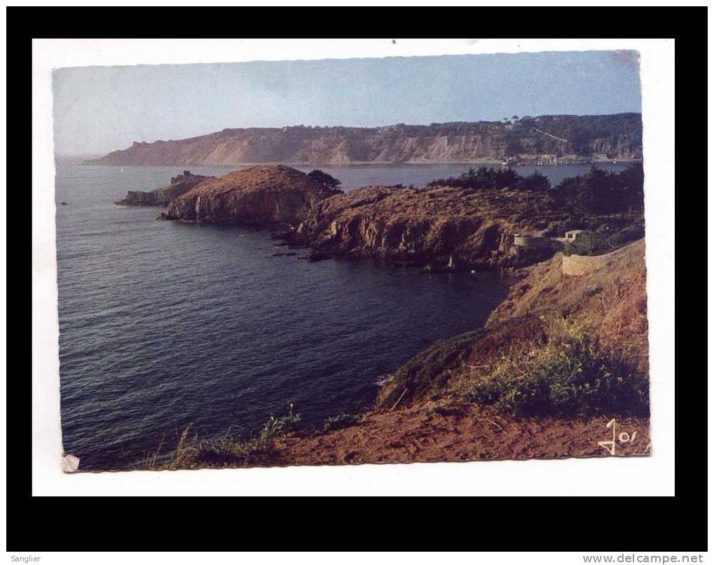 ERQUY MX 7846 - LA POINTE DE HEUSSAYE ET LE CAP A ERQUY - Erquy