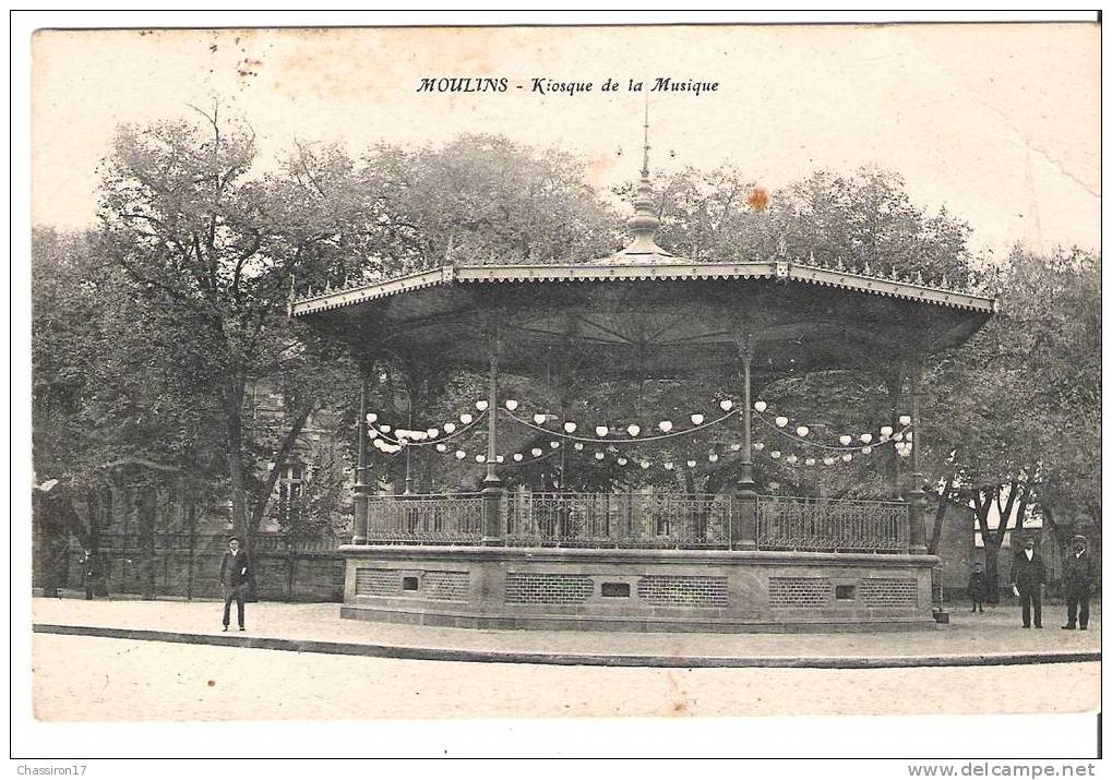 03 - MOULINS - Kiosque De La Musique - Moulins