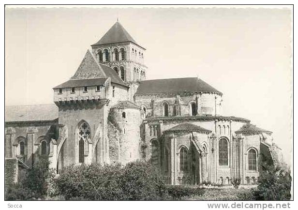 ST-JOUIN-DE-MARNES -Eglise Abbatiale XIè - XIIè S. Côté Sud - Fortifications. Clocher. Abside Et Promenoir - Saint Jouin De Marnes