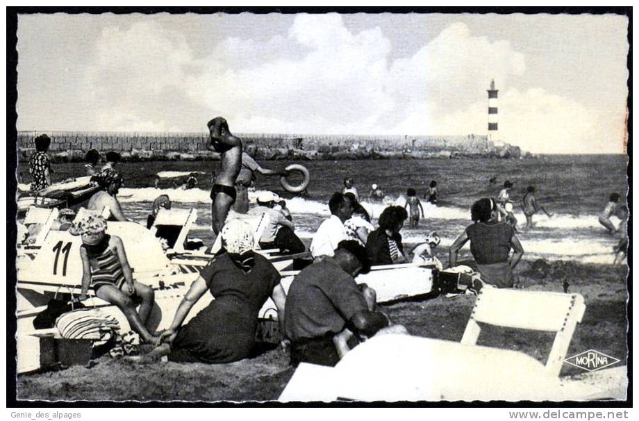 11 Narbonne,La Nouvelle, 88, Coin De Plage Très Animé,  Pédalos,  CPSM 9x14 Ed Morina, Non Voyagé, Bon état - Port La Nouvelle