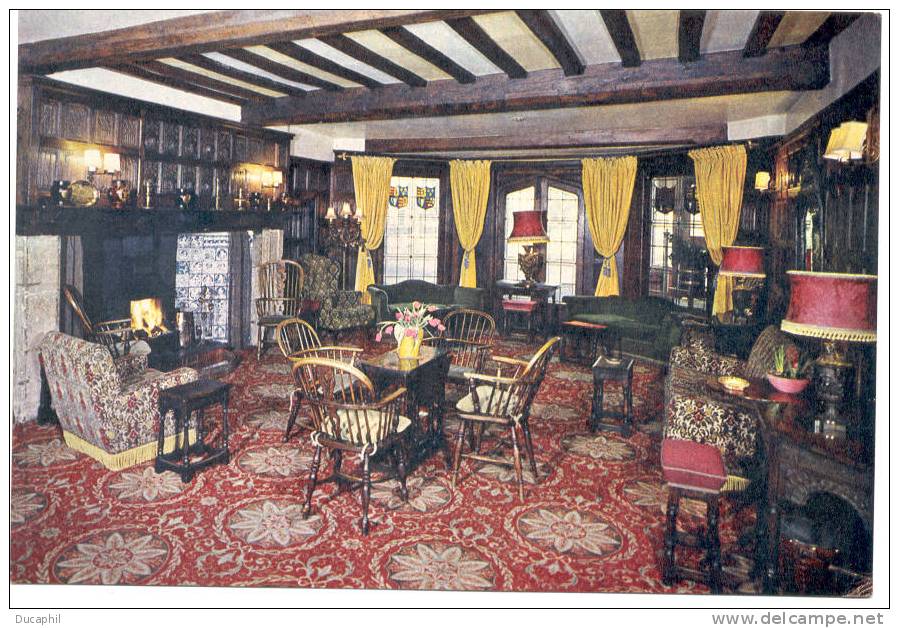 ROYAUME UNI THE BEAUTIFULLY PANELLED ELIZABETHAN LOUNGE  ALVESTON MANOR HOTEL STRATFORD UPON AVON - Stratford Upon Avon