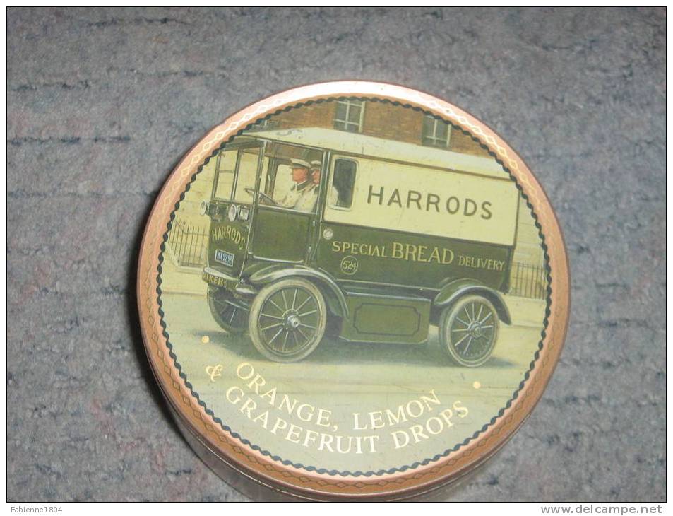 VIEUX CAMION DE LIVRAISON SUR 1 BOITE METAL DE BONBONS HARRODS KNIGHTSBRIDGE LONDON - Boxes