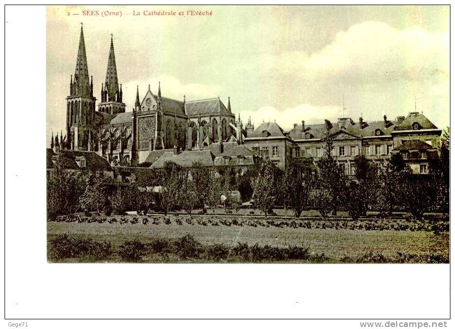 Sees - La Cathedrale Et L'eveche - Sees