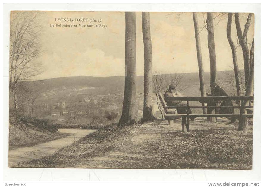 9630 LYONS LA FORET Le Belvédère Et Vue Sur Le Pays ; Photo Lave??? - Lyons-la-Forêt