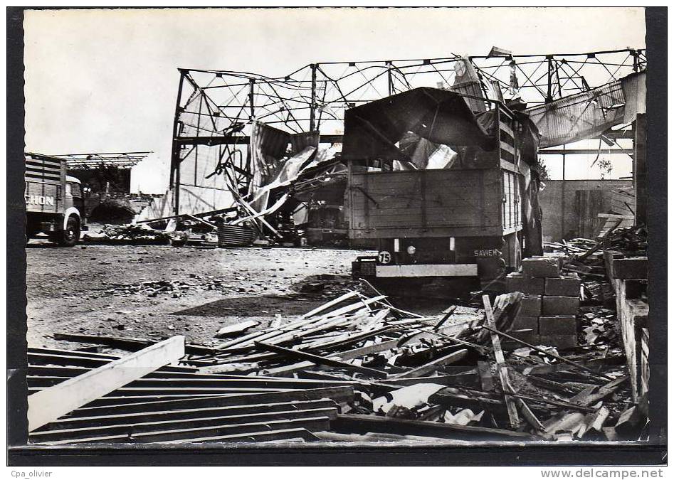 59 FONTAINE AU BOIS (envs Landrecies) Tornade Du 24-06-1967, Usine, Hangar En Ruines, Camion Saviem, CPSM 10x15, 196? - Landrecies