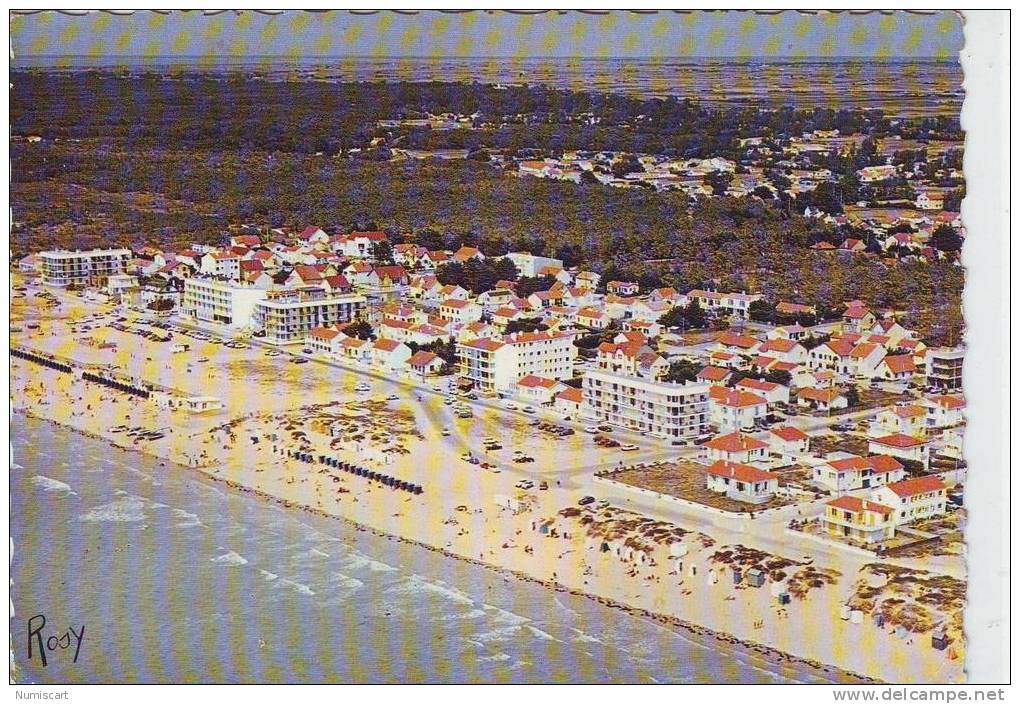 SUPERBE CPSM..DE..NOTRE DAME DE MONTS..BELLE VUE AERIENNE DE LA PLAGE ET LE BOULEVARD DE LA MER.. - Andere & Zonder Classificatie