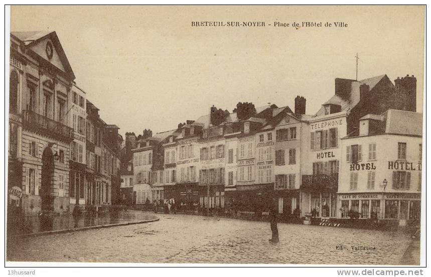Carte Postale Ancienne Breteuil Sur Noye - Place De L'Hôtel De Ville - Mairie, Hôtel - Breteuil