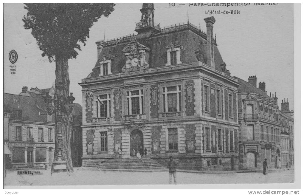 CPA - 51 - FERE-CHAMPENOISE  - L'HOTEL DE VILLE . - Fère-Champenoise