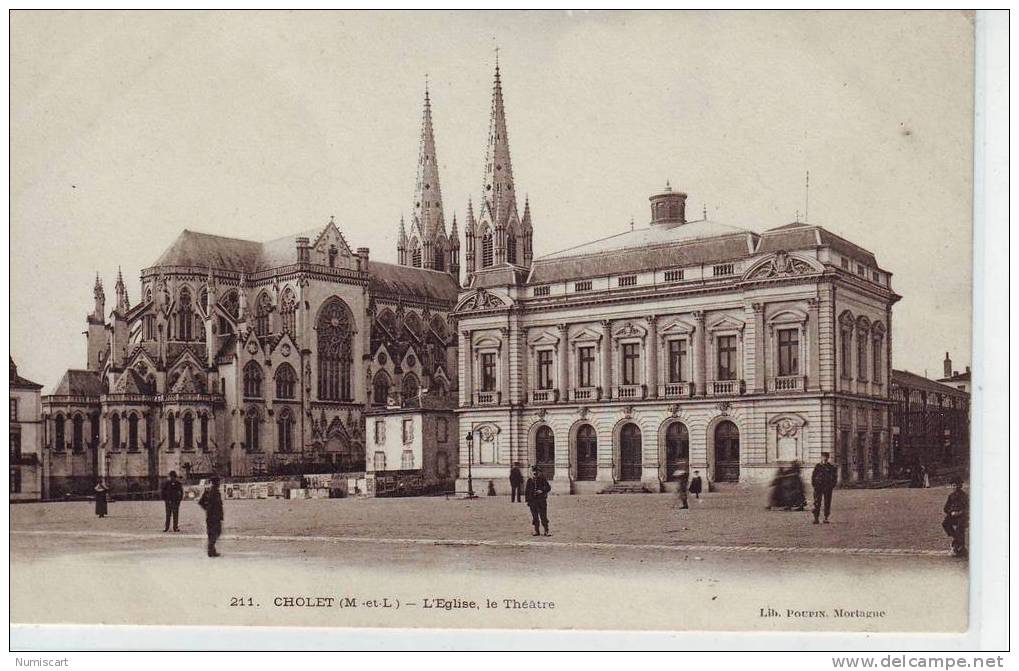 CHOLET..ANIMEE..BELLE VUE DE L EGLISE ET LE THEATRE.. - Cholet