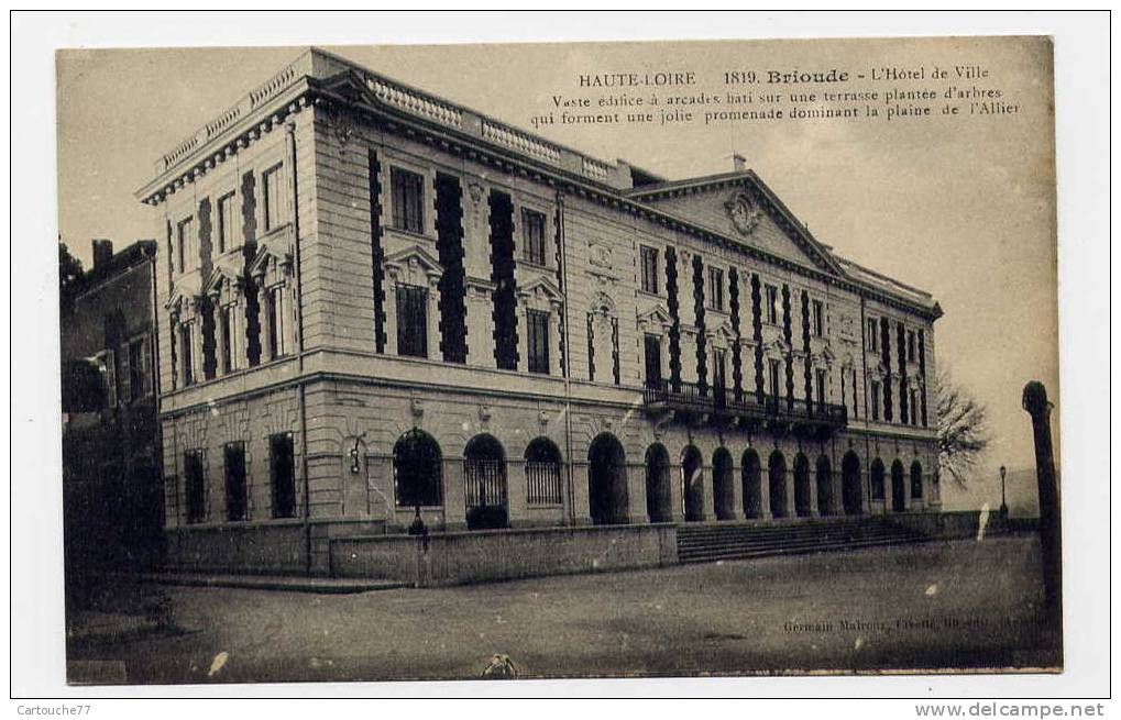 K10 - BRIOUDE - L'hôtel De Ville - Brioude