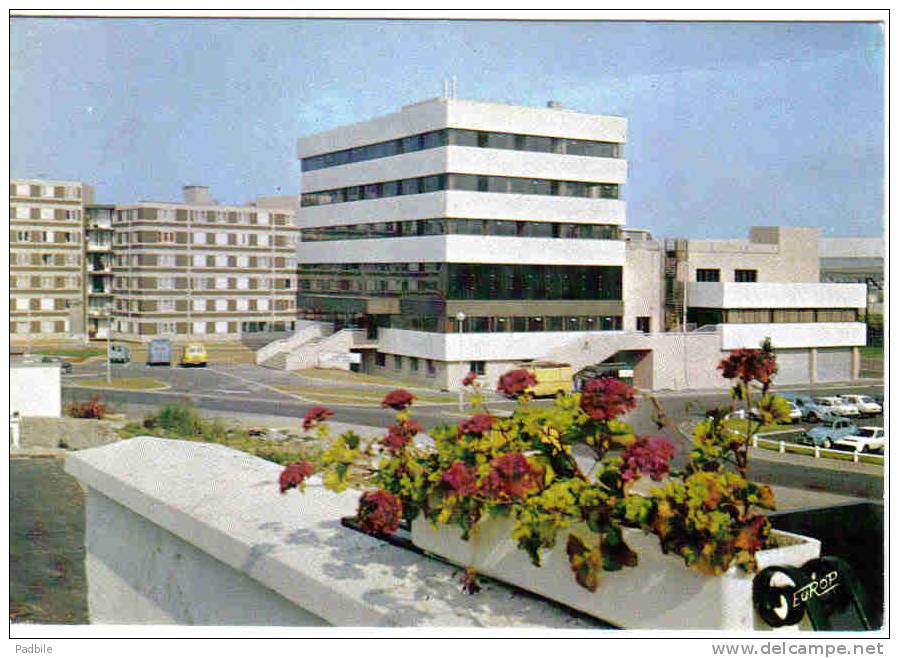 Carte Postale 59. Jeumont  Centre Administratif  Georges Pompidou Trés  Beau Plan - Jeumont