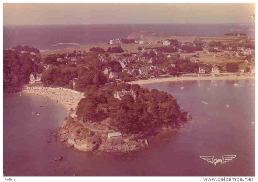 Carte Postale 35. St-Briac  Et Le Quartier De La Chapelle  Vue D´avion Trés Beau Plan - Saint-Briac