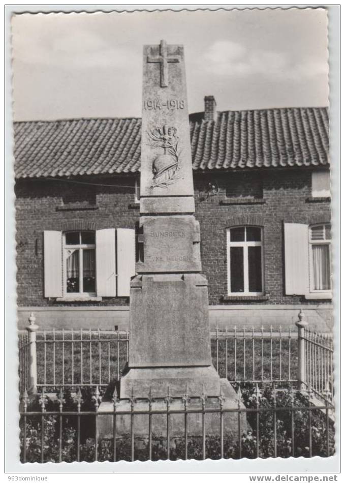 Bunsbeek - Gedenksteen Gesneuvelden 1914-18 1940-45 - Geetbets