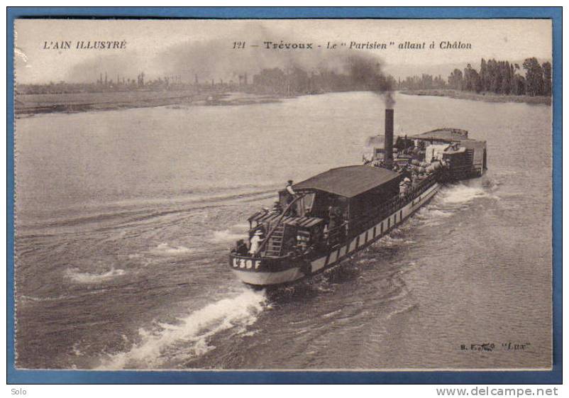 TREVOUX - Le "PARISIEN" Allant à Chalon Rue Casse-Cou - Trévoux