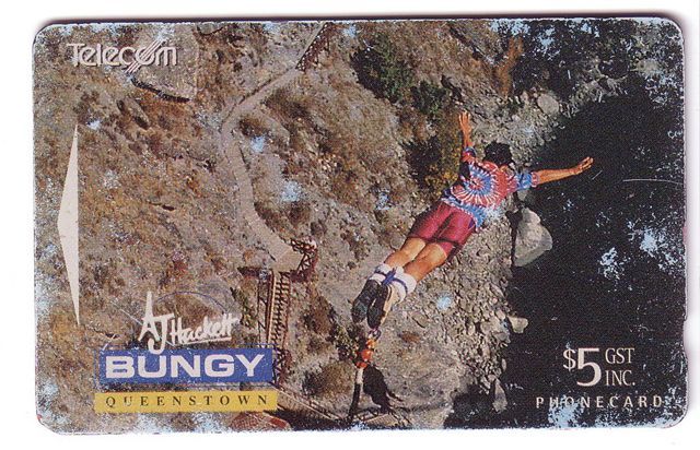 BUNGY JUMPING  Queenstown ( New Zealand Limited Card ) -  Scratched , See Scan For Condition - Nueva Zelanda