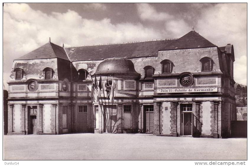 L'AIGLE (Orne).   Vue Des Dépendances Du Château Ou Est Installé Le Musée " Juin 1944 " - L'Aigle