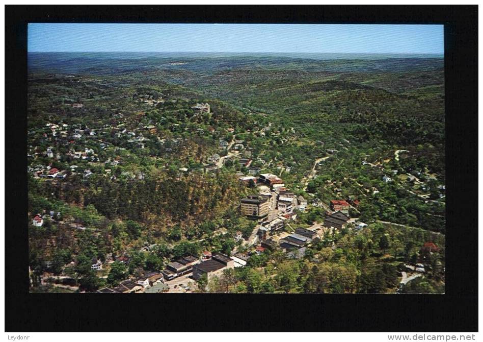 Aerial View Eureka Springs, Arkansas - Andere & Zonder Classificatie