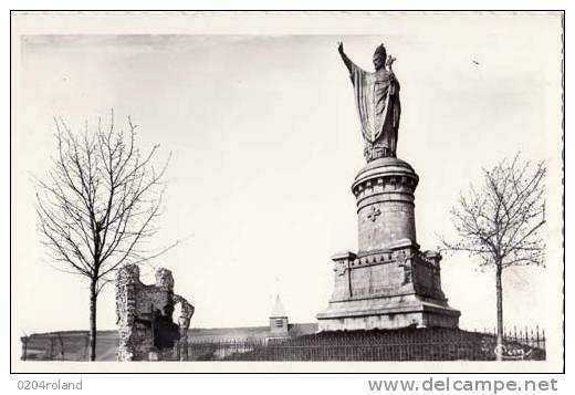 Chatillon Sur Marne  - Urbain II Et Reste Des Murailles Du Château - Châtillon-sur-Marne