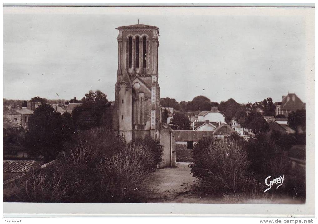 SUPERBE CPSM..DE..CHALLANS..P-FORMAT..BELLE VUE DE L EGLISE ET LA VILLE.. - Challans