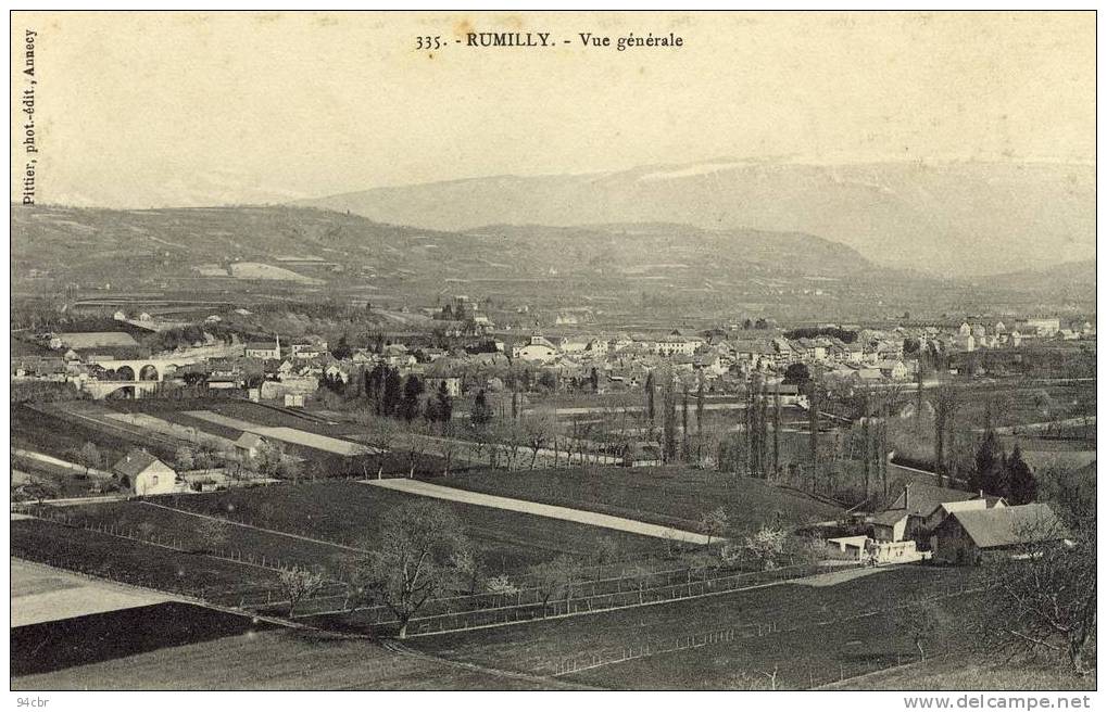 CPA (74)  RUMILLY  Vue Generale - Rumilly