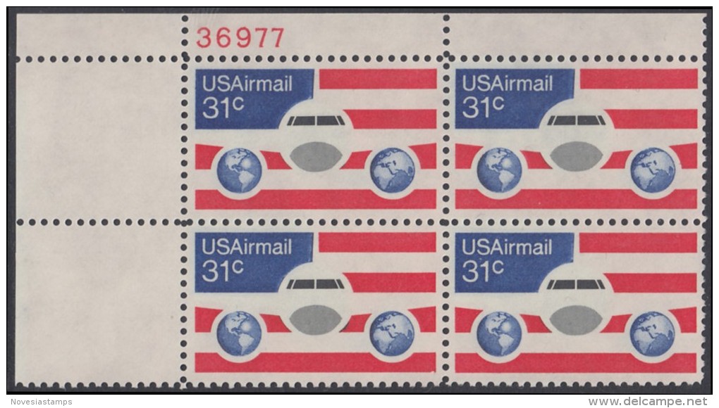 !a! USA Sc# C090 MNH PLATEBLOCK (UL/36977) - Planes; Globes & Flags - 3b. 1961-... Nuevos