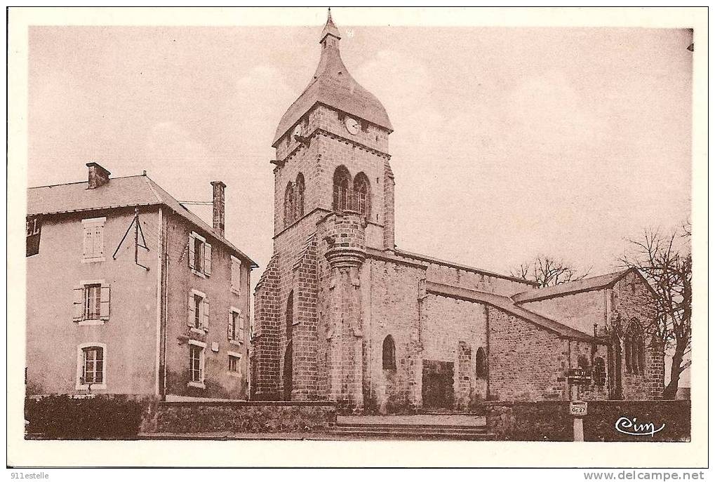 63  Saint Gervais -   D,Auvergne - Son Eglise Qui Date Du 12e - Saint Gervais D'Auvergne