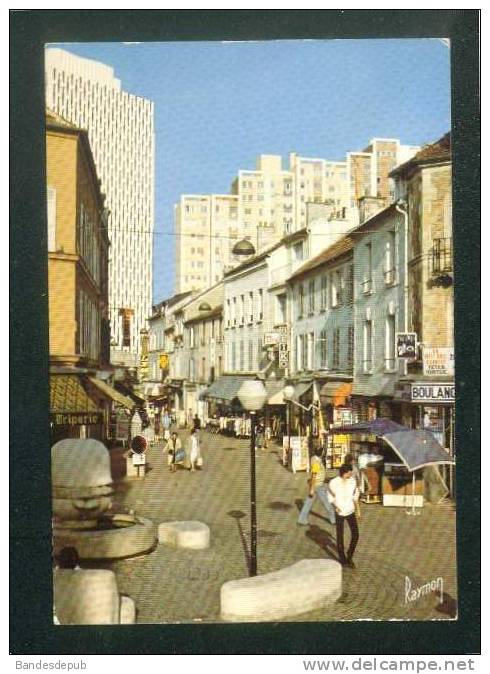 Montreuil (93) - Rue Du Générale Galliéni - Rue Piétonne ( Animée Commerce Boulangerie Triperie SEIKO .. RAYMON) - Montreuil