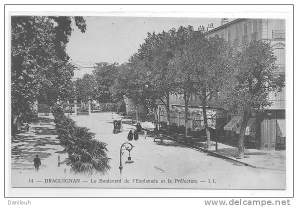 83 /FL/ DRAGUIGNAN / Le Boulevard De L'Esplanade Et La Préfecture, LL 14, - Draguignan