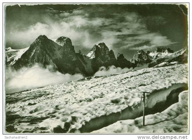 05. Cpsm. LE PELVOUX. Le Pic Sans Nom Et L´Ailefroide Vus Du Glacier Blanc. 24 - Altri & Non Classificati